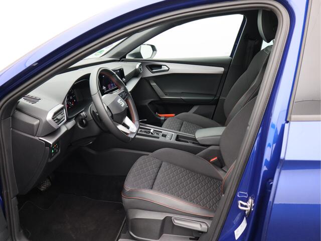 Seat LEON Sportstourer 1.5 eTSI FR Automaat/ trekhaak/ lage km!