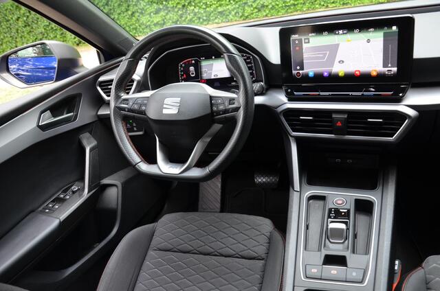 Seat LEON Sportstourer 1.5 eTSI FR Business Intense Automaat/Led/Pdc/Ecc/Virtual Cockpit/Cr-Control adaptief/Privacy-Glass/18-Inch Lmv/Trekhaak-Wegklapbaar/Apple Carplay/Android Auto