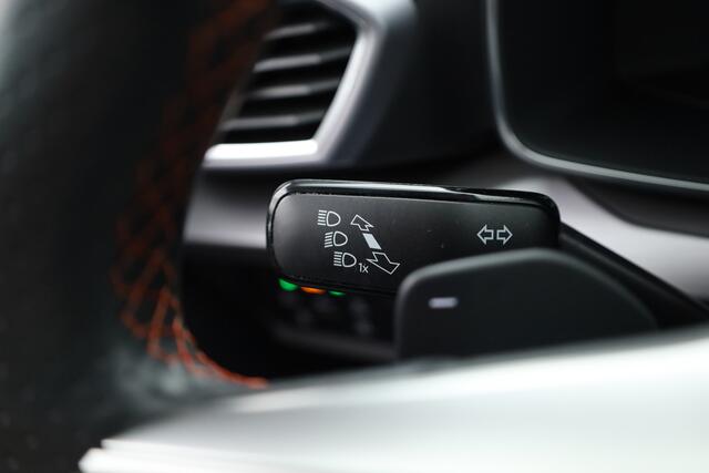 Seat LEON Sportstourer 1.4 TSI eHybrid PHEV FR Business Intense | SOH 97% | Stoel- Stuurverw. | NAV + CarPlay | Adapt. Cruise | Clima | LED