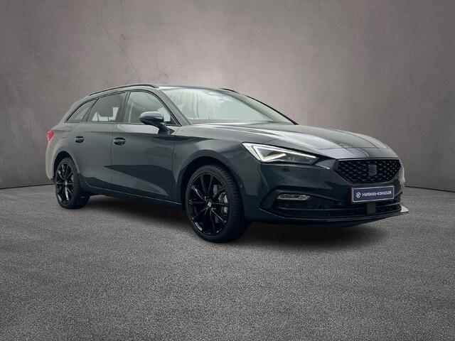 Seat LEON Sportstourer Style Business Intense 1.5 TSI eHybrid 204pk DSG Automaat Adaptive cruise control, Black Pack, Navigatie, LED matrix koplampen, Achteruitrijcamera