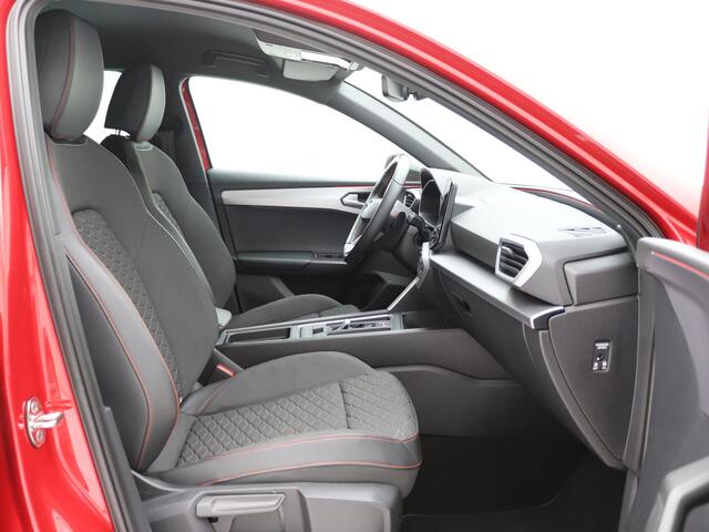 Seat LEON 1.5 eTSI FR Launch Edition Camera / Full matrix LED / Virtual Cockpit / Origineel NL