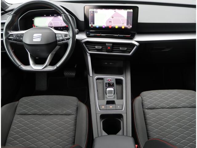Seat LEON Sportstourer 1.5 TSi FR Launch | Trekhaak | Travel assist