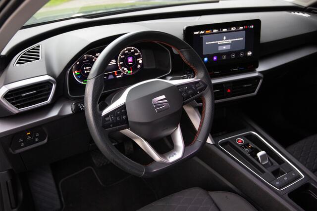 Seat LEON Sportstourer 1.4 TSI eHybrid PHEV FR Business Intense , Adap. cruise, Trekhaak, Carplay,