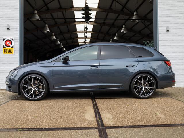Seat LEON ST 2.0 TSI 4DRIVE CUPRA 300 Ultimate Edition *Pano | ACC | Keyless | Apple Carplay | Leder | Stoelverwarming | Camera | Clima*