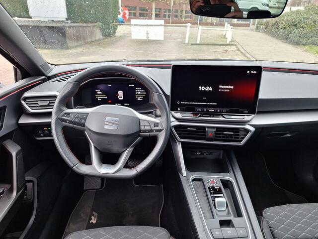 Seat LEON Sportstourer 1.5 TSI e-Hybrid 204pk FR Business DSG Automaat Apple Carplay/Android Auto / LED Matrix verlichting / Navigatie / Camera / Parkeersensoren HAL
