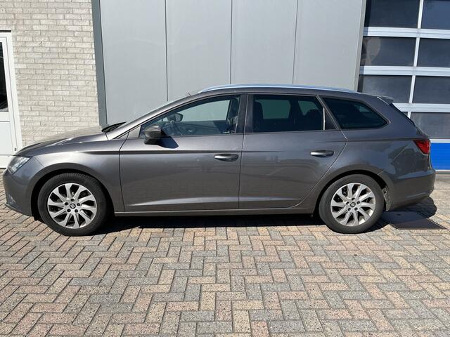 Seat LEON ST 1.0 EcoTSI Style Connect / CRUISE CONTROL/ FULL LINK/ NAVI/ CLIMA/ BLUETOOTH/ 16'' LMV