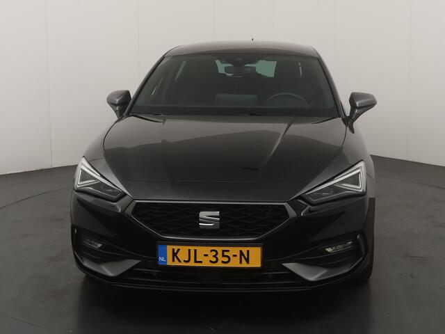 Seat LEON 1.5 TSI e-Hybrid 204 pk FR Business | Stoel- en stuurwiel verwarming | Adapt. Cruise | Camera | 1/2 leer | Fabrieksgarantie t/m 05-2029 |