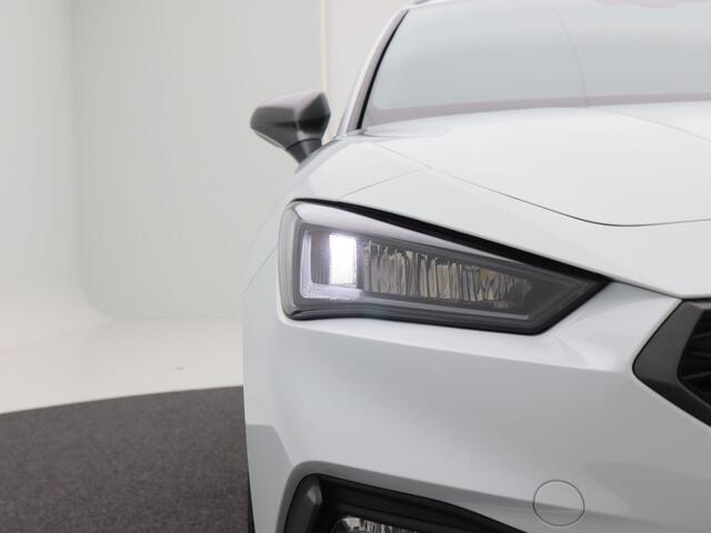 Seat LEON Sportstourer 1.0 eTSi 110 Pk Automaat FR Business | LED | Virtual Cockpit | Navigatie | Climate | Lane Assist | PDC achter | 17 Inch | 78.647 Km!!