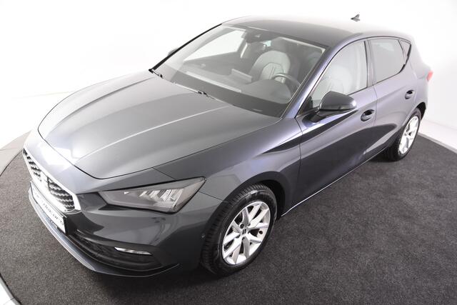 Seat LEON 1.0 eTSI Move *1ste Eigenaar*Navigatie*Stoelverwarming*PDC*