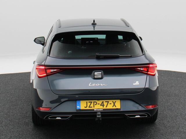 Seat LEON Sportstourer FR Business 1.5 TSI eHybrid PHEV 204 PK | Trekhaak | Keyless | Achteruitrijcamera | Stoelverwarming