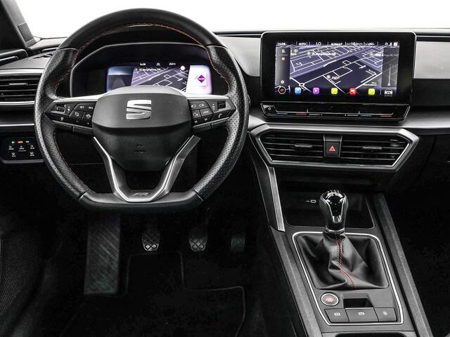Seat LEON 1.0 TSI FR 110pk FR · Apple/Android Car Play · Camera · Elekt. inklapbare spiegels · Navigatie · Adaptive Cruise Control · Garantie t/m 10-11-2027 of 100.000km