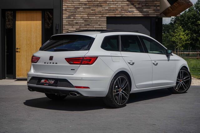 Seat LEON ST Cupra 300 4Drive Pano/DCC/ACC/Virtual/Beats