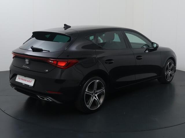 Seat LEON 1.5 TSI FR Launch Edition | 150 PK | Adaptive Cruise Control | Achteruitrijcamera | Keyless Entry | Navigatiesysteem |
