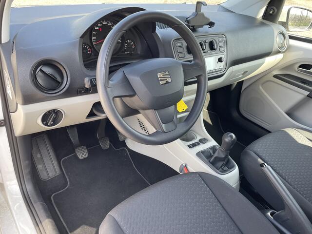 Seat MII 1.0 60pk Style / Airco / Elektrische Ramen