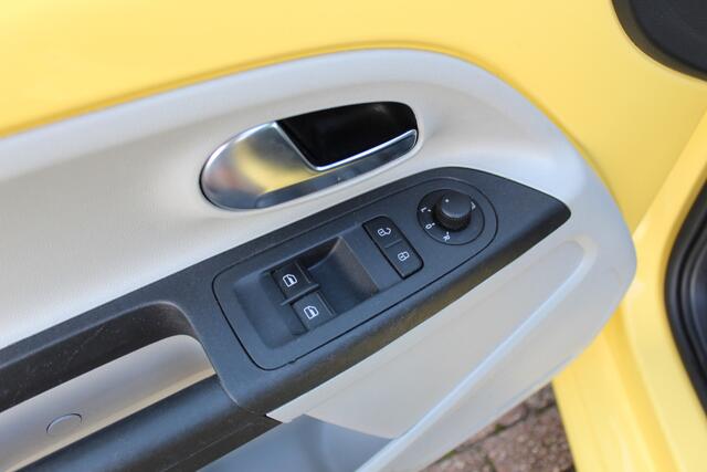 Seat MII 1.0i "Style" Airco - Stoelverwarming - PDC !!!