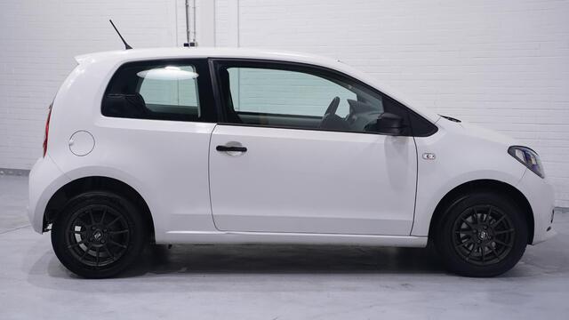 Seat MII 1.0 Sport Connect airco electrisch-pack aux-aansluiting hoogte verstelbare bestuurders stoel 14"lmv mistlampen voor bleutooth telefonie