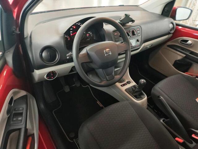 Seat MII 1.0 60pk Style Intense / Airco / Cruise Control / Parkeersensoren