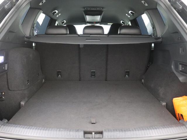 Seat Tarraco 1.4 TSI e-Hybrid PHEV FR 245PK DSG Adaptieve Cruise Controle, Achteruitrijcamera, Keyless, Side Assist, Stoel en Achterbankverwarming, Navi, Trekhaak, 19" LM Velgen