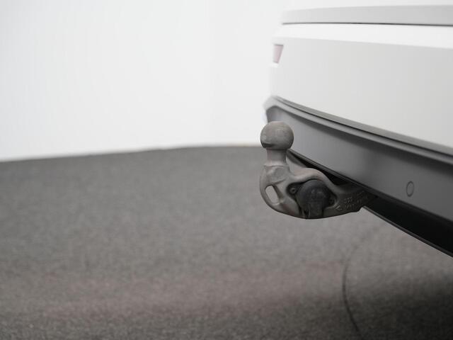 Seat Tarraco 1.4 TSI e-Hybrid 245 pk DSG PHEV FR Business Intense | Panoramadak | Trekhaak | Leder | Adaptief onderstel | Rondomzicht camera | Stuur-/achterbankverwarming