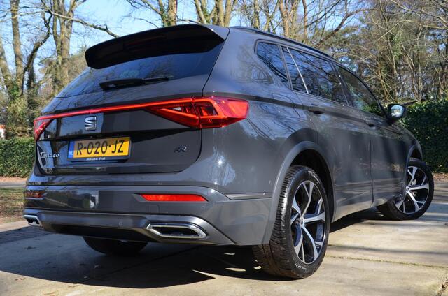 Seat Tarraco 1.5 TSI FR Business Intense 7 Persoons Automaat/Navi/Pdc/Ecc/Achteruitrijcamera/Virtueel dashboard/Privacy-Glass/Cr-Controle/19-Inch Lmv/Elektrisch verstelbare berijdersstoel