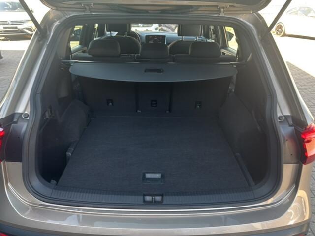 Seat Tarraco 1.5 TSI DSG STYLE ZWENK/TREKHAAK/CAMERA/ACC/KEYLESS/PDC