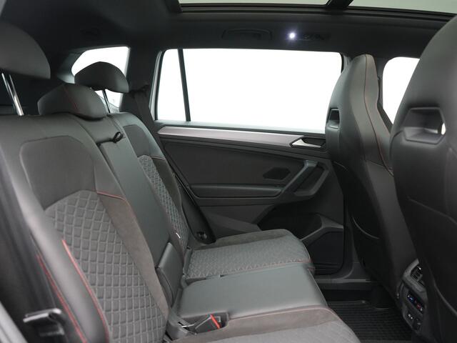 Seat Tarraco 1.4 TSI e-Hybrid FR PHEV 245pk Dealer O.H | Trekhaak Af Fabriek | Panodak | 360 Camera | Adaptive Cruise | Sportstoelen Memory & Verwarmd | BLIS | Apple Carplay | Travel Assist | Keyless | Navigatie | Virtual | DAB | 20" L.M | Plug In Hybrid |