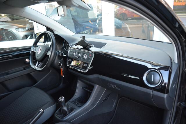 Skoda CITIGO 1.0 60PK Greentech Style ? Cruise ? MF-Stuur ? LED ? Orig. NL ? NAP ?