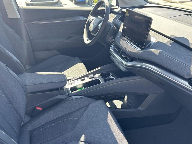 Skoda Elroq Business Edition Tour Elektromotor 210 kW / 286 PK | Timiano Green | 1500,- inruilvoordeel!!