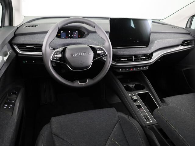 Skoda Elroq 60 Business Edition Tour 204 pk | Trekhaak | Business Upgrade Pakket - CLEVER | 20 inch lichtmetalen velgen | Adaptive Cruise Control | Dode hoeksensor | Bagage scheidingsnet