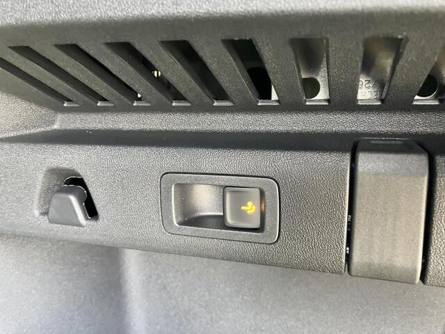 Skoda Elroq 85 Sportline 286 PK | Trekhaak | Led Matrix | Elektrische achterklep | Verlichte Grille |