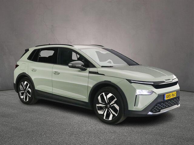Skoda Elroq 60 Sportline 204pk Automaat Trekhaak, Adaptive cruise control, Achteruitrijcamera, LED koplampen, App connect, Parkeersensoren, Stuurwiel verwarmd