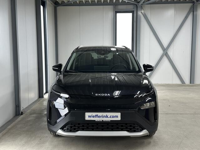 Skoda Elroq 60 Business Edition Tour 204 pk | ACC | Stoel- & Stuurverwarming | Camera | Navi | Draadloze lader