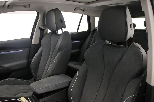 Skoda Enyaq iV 85 Business Edition 286pk Automaat Panoramadak, Adaptive cruise control, Achteruitrijcamera, Elektrische achterklep, LED matrix koplampen, Navigatie