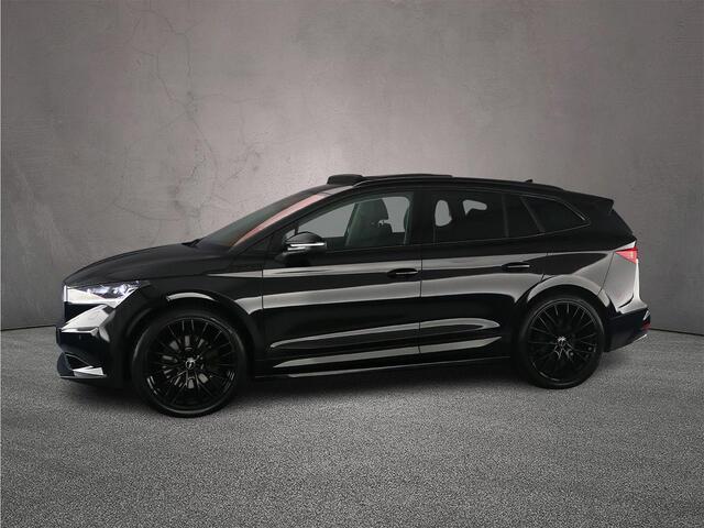 Skoda Enyaq iV 80 204pk Automaat Warmtepomp, Panoramadak, LED matrix koplampen, Adaptive cruise control, Achteruitrijcamera, Navigatie, 360 camera, Parkeersensoren