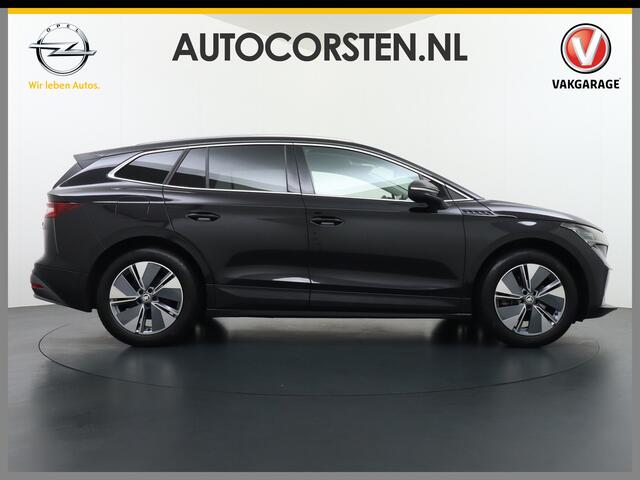 Skoda Enyaq iV 60 180pk Trekhaak Apple Carplay Android Adap.Cruise Camera Navi Led-Matrix Lmv 19" PDC- 3-zone-Ecc Stoel+Bank-Verwarmd Keyless Stuurverwarming Voorruitverwarming Privacy Glas Rijstrooksensor met correctie 1e Eigenaar Nieuwprijs ¤48.865,- Trekgewicht 1.000