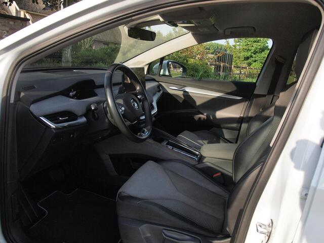 Skoda Enyaq iV 80 | Camera | Apple Carplay | Sfeerverlichting | Cruise Control |