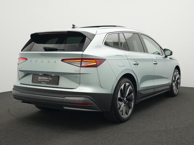 Skoda Enyaq iV 80 204 pk | Wamtepomp | Panoramadak | Trekhaak | Cognac leder | Geheugenstoel | Head-up display | Matrix LED | Stuur-/achterbankverwarming