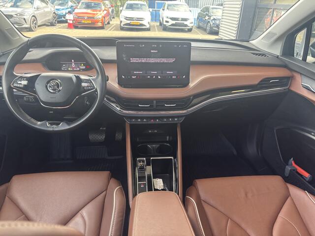 Skoda Enyaq iV 80 / Crystal Face / Lederen bekleding / 21Inch / Panorama dak /
