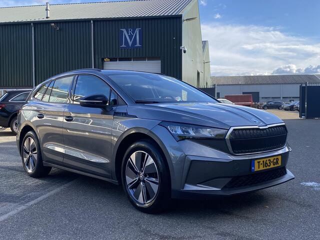 Skoda Enyaq iV 60 Private Edition VAN: 30.900,- VOOR 28.877,- UW HERFSTVOORDEEL: 2.023,- EURO | RIJKLAARPRIJS INCL. 12MND BOVAG | TOPSTAAT! | DEALER ONDERHOUDEN | 1e EIGENAAR