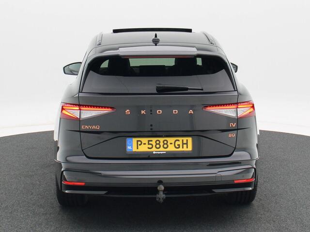 Skoda Enyaq iV 80 Founders Edition Black 204 Pk | 360° Camera | Panorama Dak | Trekhaak | Carplay | Full LED | Elektrische Achterklep | 21 Inch