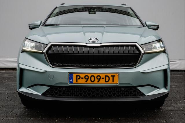Skoda Enyaq iV 60 Trekhaak/ Stoelverwarming/ Cruise control/ DAB+/ Carplay/ 19" Lmv
