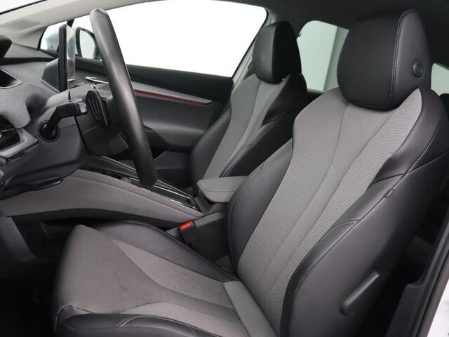 Skoda Enyaq iV 80 | Matrix LED | Carplay | Camera | Navigatie | Sfeerverlichting | Half leder | Stuurverwarming | Cruise control | Parkeerhulp