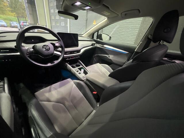 Skoda Enyaq iV 60 | Trekhaak | Camera | Getint Glas | Stoelverwarming | Apple Carplay