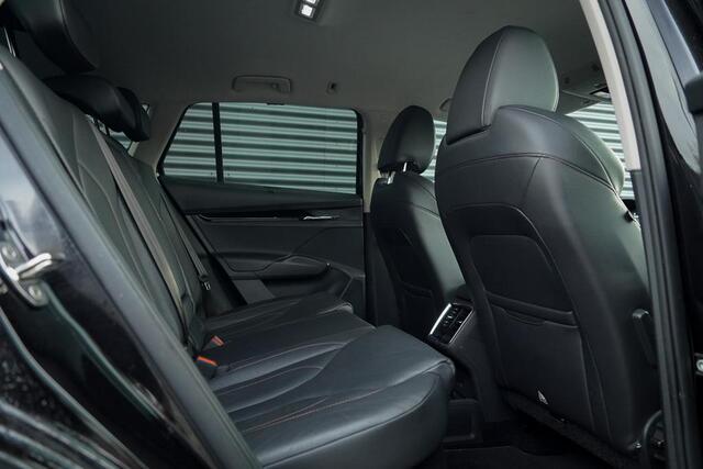 Skoda Enyaq iV 80 / Comfort Pack / Leder / 21'' / Warmtepomp / Adaptive Cruise / Incl BTW