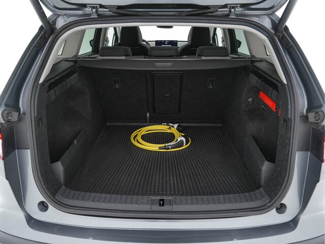 Skoda Enyaq iV 60 [ 3-Fase ] {SOH-87%} (INCL.BTW) *PANO | FULL-LED | DIGI-COCKPIT | CAMERA | KEYLESS | NAVI-FULLMAP | PRIVACY-GLASS | AMBIENT-LIGHT | ECC | PDC | CRUISE | 19''ALU | TOWBAR*