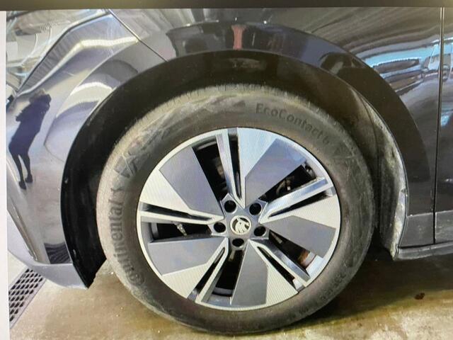 Skoda Enyaq iV BWJ 2021 180 PK 60 NIEUWE BINNEN