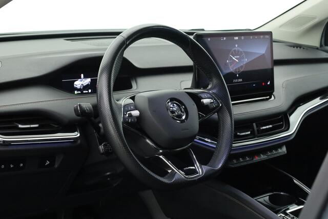 Skoda Enyaq iV 80 First Edition | Leder | Trekhaak | Adapt. Cruise | Camera | Memory seat | Navi | Keyless | CarPlay | Crystal light