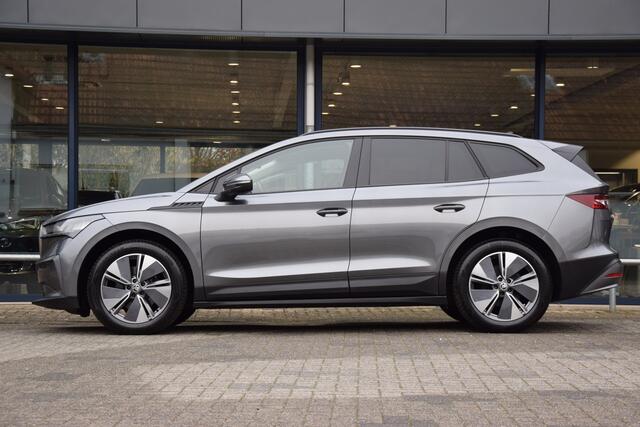 Skoda Enyaq iV 60 | Org. NL | BOVAG Garantie | Voorstoelen + Achterbank verwarmd | Achteruitrijcamera | Adaptive Cruise Control | Elektrisch verstelbare bestuurdersstoel | Verwarmde voorruit |