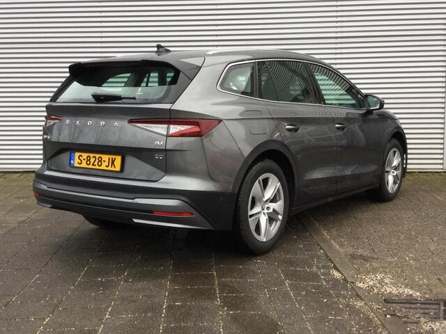 Skoda Enyaq iV 60 180PK Business Edition | LED | Stuurverwarming | Camera |