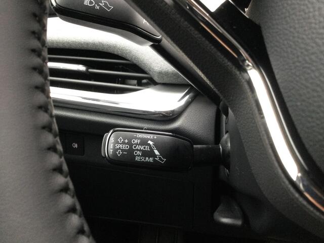 Skoda Enyaq iV 60 180PK Business Edition | LED | Stuurverwarming | Camera |